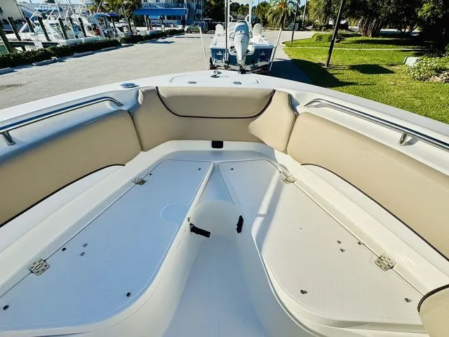 Slide: The Image of NauticStar 2102 Legacy 2015 - 8