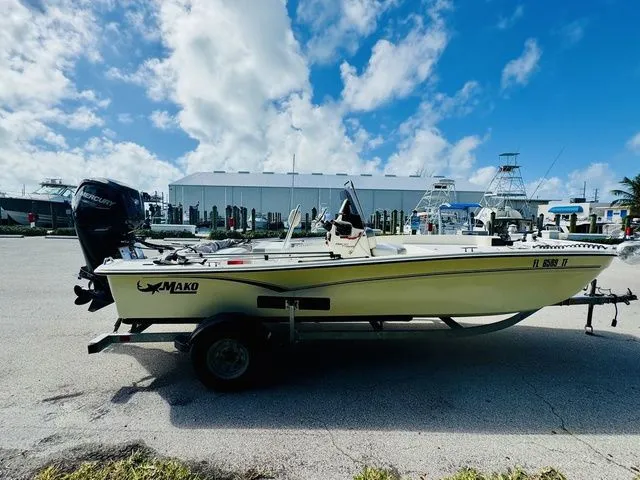 Slide: The Image of Mako Pro Skiff 17 CC 2022 - 20