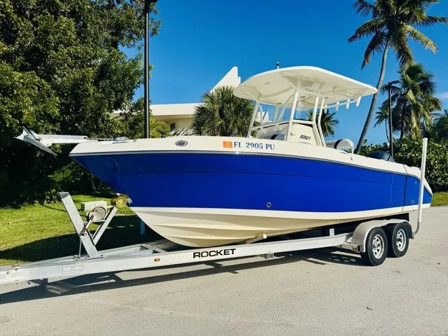 The Image of Century 2301 Center Console 2014 - 1