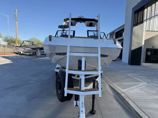 Slide: The Image of Supra SE 575 2026 - 4