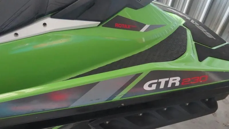 Slide: The Image of Sea-Doo GTR-X 230 2017 - 20