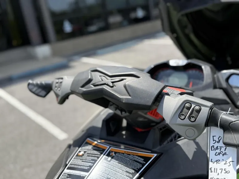 Slide: The Image of Sea-Doo GTR-X 230 2017 - 4