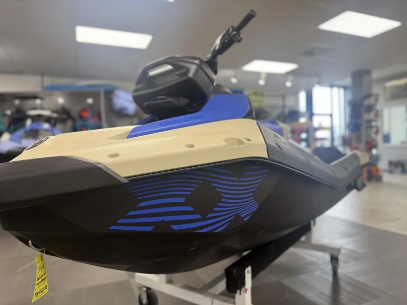 Slide: The Image of Sea-Doo 67sc - Spark 1up Trixx 90 W/snd 2025 - 12