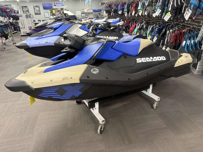 Slide: The Image of Sea-Doo 67sc - Spark 1up Trixx 90 W/snd 2025 - 19