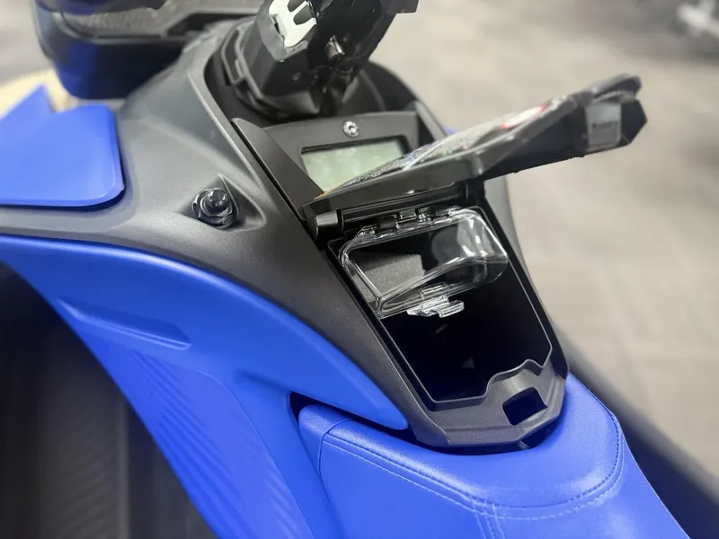 Slide: The Image of Sea-Doo 67sc - Spark 1up Trixx 90 W/snd 2025 - 5