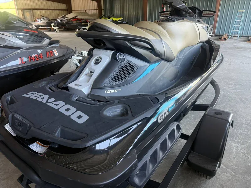 Slide: The Image of Sea-Doo Gtx-s Ltd 260 2017 - 14