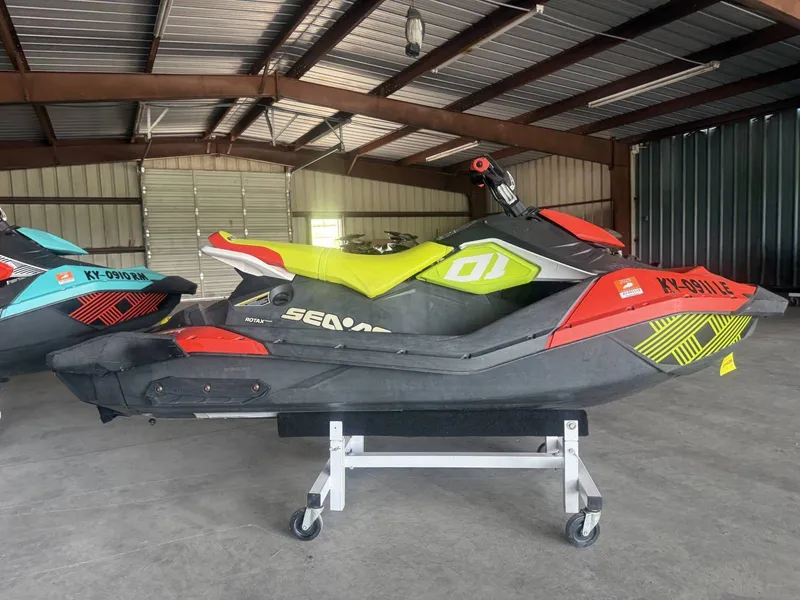 The Image of Sea-Doo SPARK 3UP TRIXX 2020 - 1