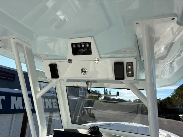 Slide: The Image of Sea Fox 288 Commander 2026 - 14