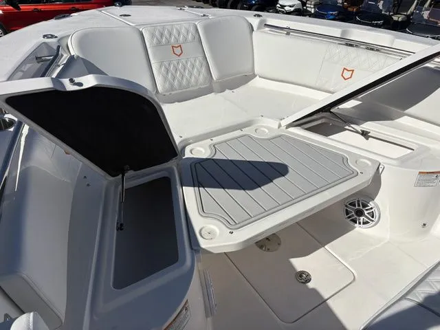 Slide: The Image of Sea Fox 288 Commander 2026 - 15