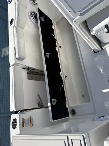 Slide: The Image of Sea Fox 288 Commander 2026 - 24