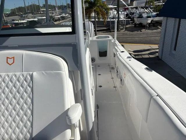 Slide: The Image of Sea Fox 288 Commander 2026 - 9