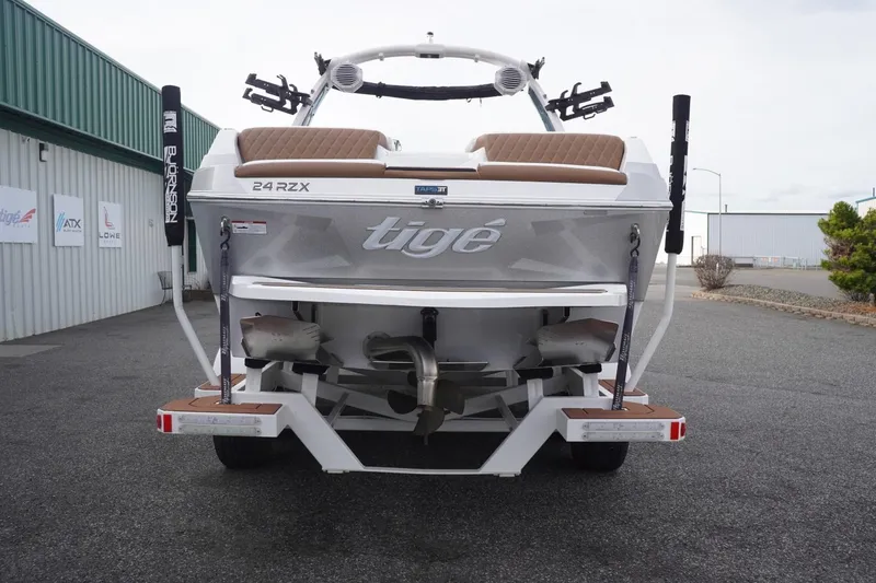 Slide: The Image of 2023 Tigé 24RZX boat rear view, showcasing sleek design and modern features. - 10