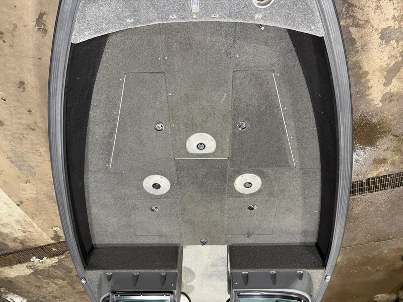 Slide: The Image of Alumacraft Competitor 205 Sport & Suzuki 250HP 2017 - 14