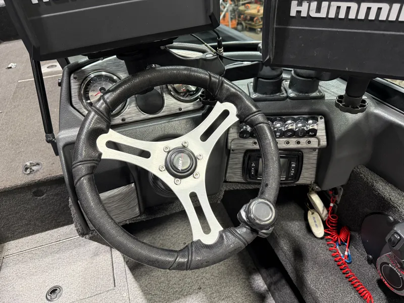 Slide: The Image of Alumacraft Competitor 205 Sport & Suzuki 250HP 2017 - 19