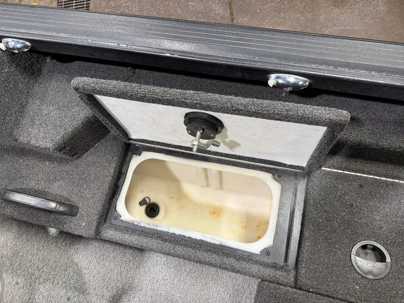 Slide: The Image of Alumacraft Competitor 205 Sport & Suzuki 250HP 2017 - 24