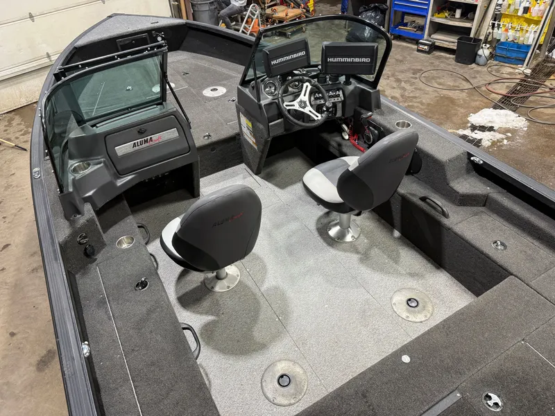 Slide: The Image of Alumacraft Competitor 205 Sport & Suzuki 250HP 2017 - 32