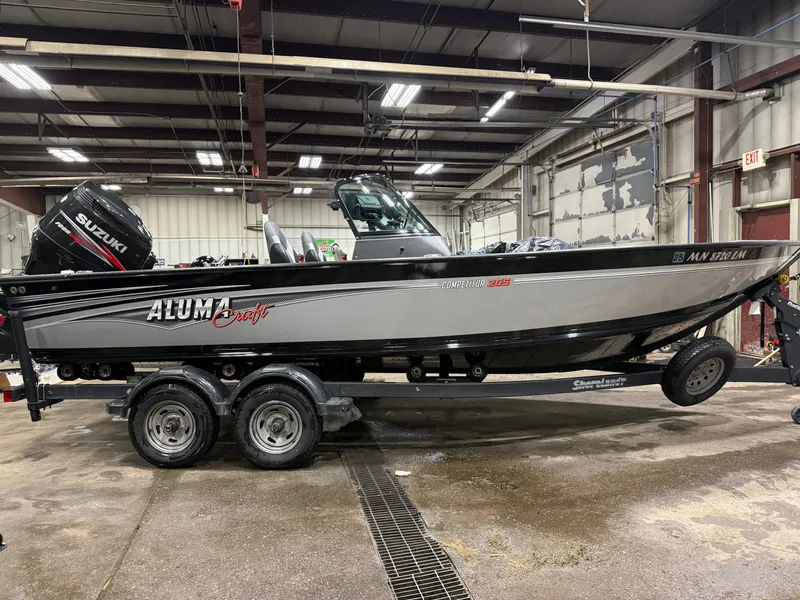 Slide: The Image of Alumacraft Competitor 205 Sport & Suzuki 250HP 2017 - 56