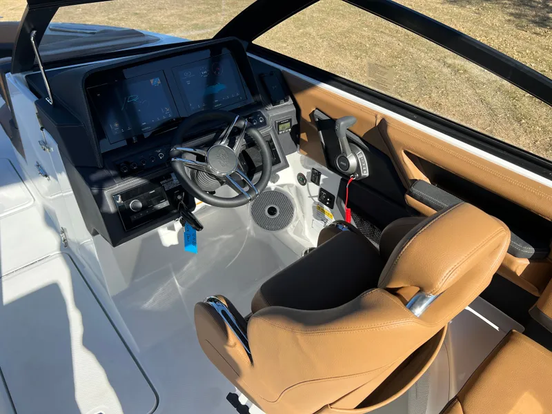 Slide: The Image of 2026 COBALT R6 - Image 17 - 17