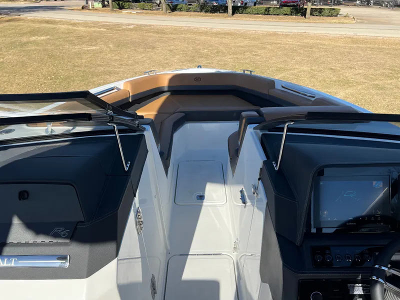 Slide: The Image of 2026 COBALT R6 - Image 21 - 21