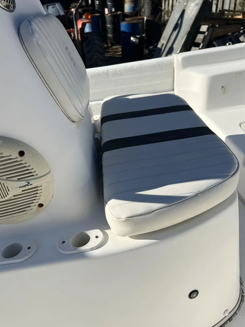 Slide: The Image of Carolina JVX SERIES JVX18CC 2011 - 8