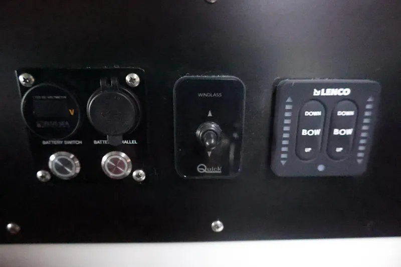 Slide: The Image of Control panel of 2026 Thunder Jet 28 Pilot with battery and windlass switches. - 30