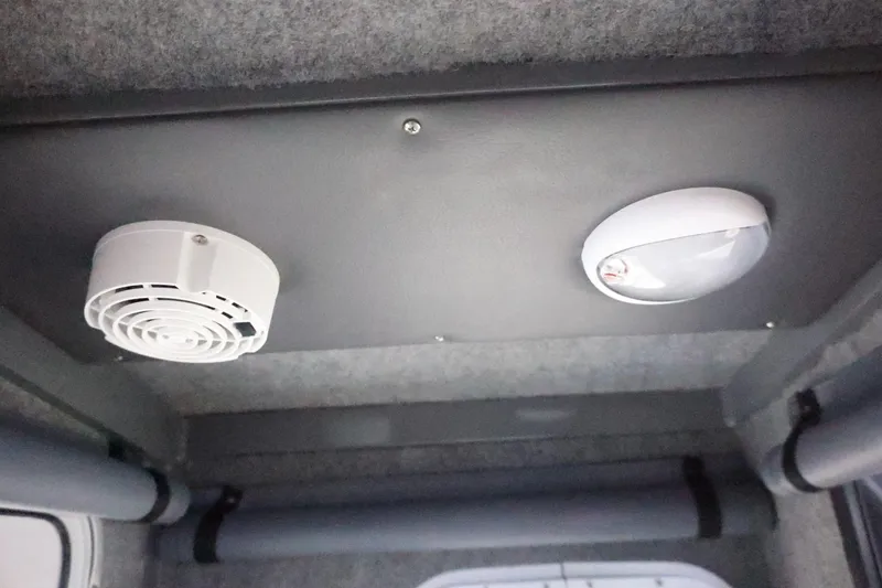 Slide: The Image of Interior ceiling of 2026 Thunder Jet 28 Pilot with smoke detector and light fixture. - 57