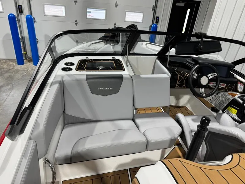 Slide: The Image of Nautique Ski Nautique 200 Open Bow 2023 - 10