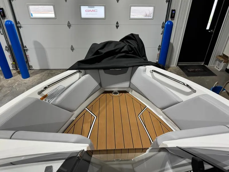 Slide: The Image of Nautique Ski Nautique 200 Open Bow 2023 - 9