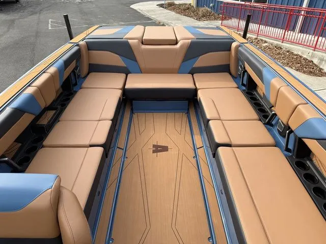 Slide: The Image of Axis Wake Research T250 2026 - 16