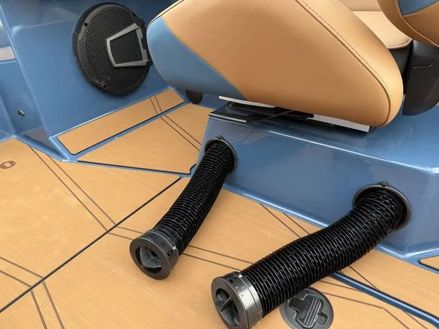 Slide: The Image of Axis Wake Research T250 2026 - 19