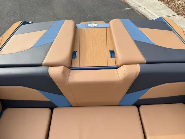 Slide: The Image of Axis Wake Research T250 2026 - 20