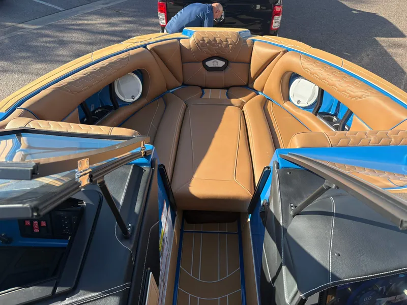 Slide: The Image of Centurion Ri245 2026 - 11