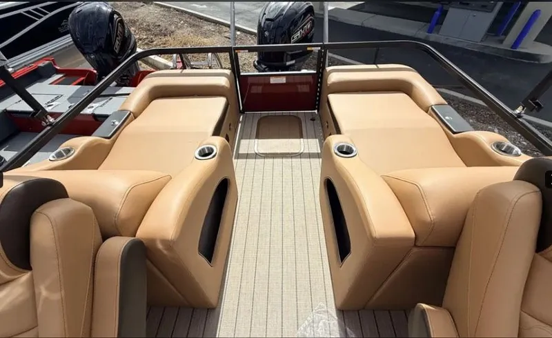 Slide: The Image of SunCatcher 322SS 2026 - 9