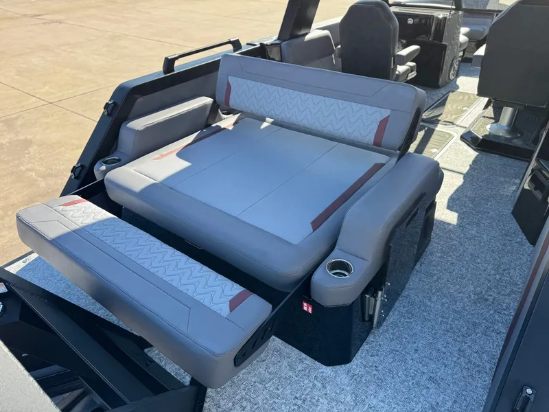 Slide: The Image of Revel RS25L 2026 - 16