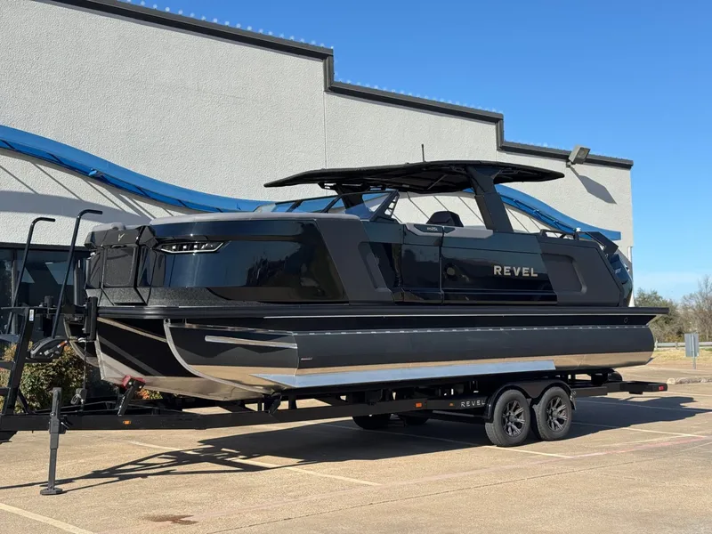 Slide: The Image of Revel RS25L 2026 - 7