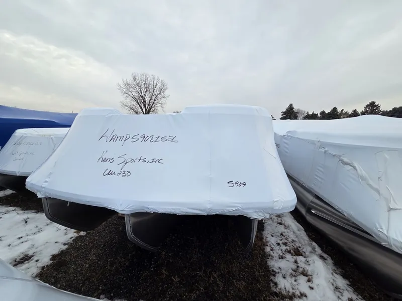 Slide: The Image of Harris Cruiser 230 2026 - 2