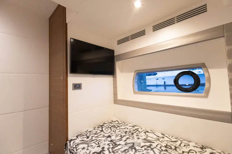 Slide: The Image of Interior of Ocean Alexander Evolution yacht, 2017 model. - 28