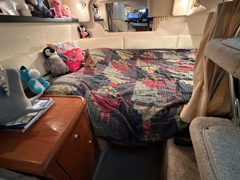 Slide: The Image of Mid cabin convertible den/berth - 3