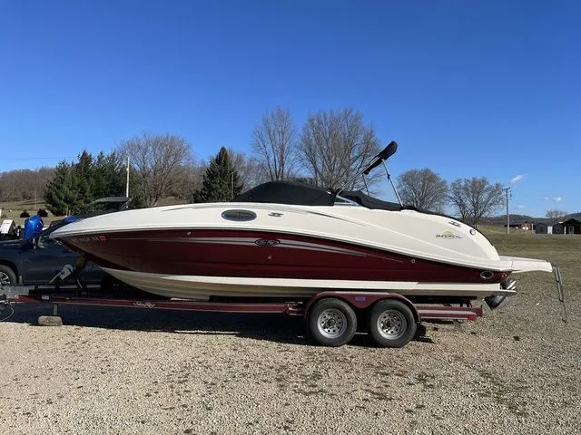 Slide: The Image of Sea Ray SUN DECK 260 2007 - 2