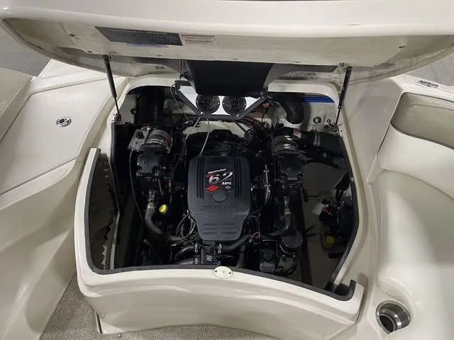 Slide: The Image of Sea Ray SUN DECK 260 2007 - 22