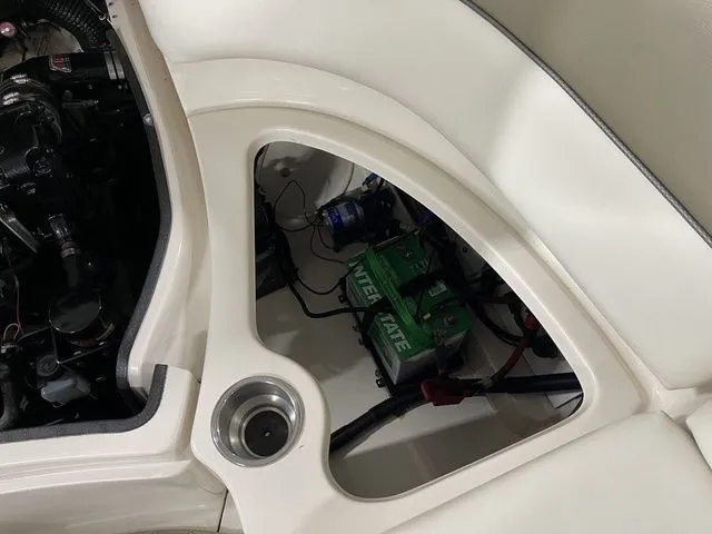 Slide: The Image of Sea Ray SUN DECK 260 2007 - 24