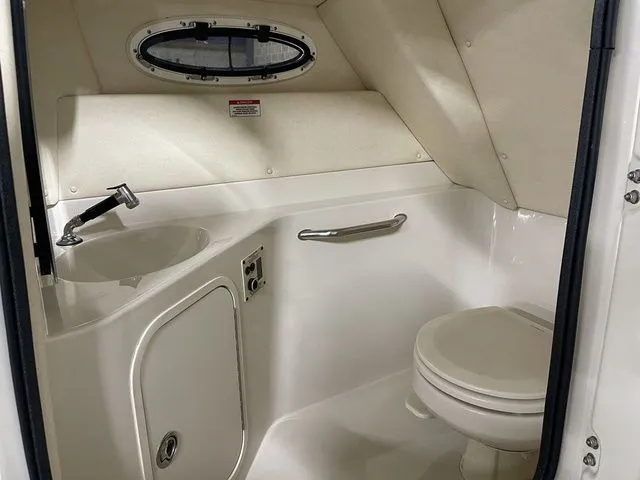 Slide: The Image of Sea Ray SUN DECK 260 2007 - 36