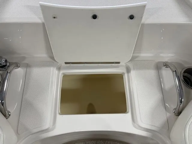 Slide: The Image of Sea Ray SUN DECK 260 2007 - 42