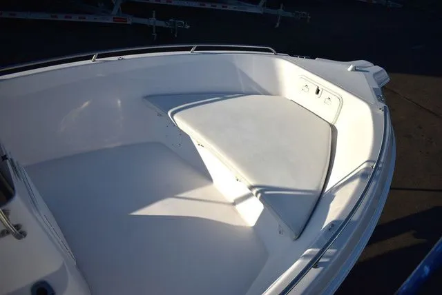 Slide: The Image of Pro-Line 21CC 2014 - 19