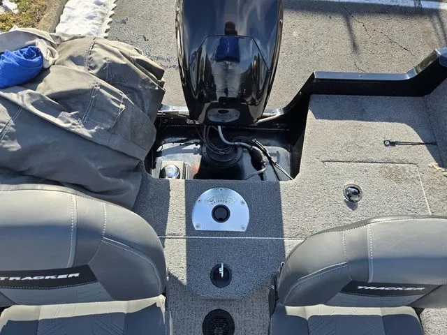 Slide: The Image of Tracker Pro Guide V-16 SC 2020 - 26