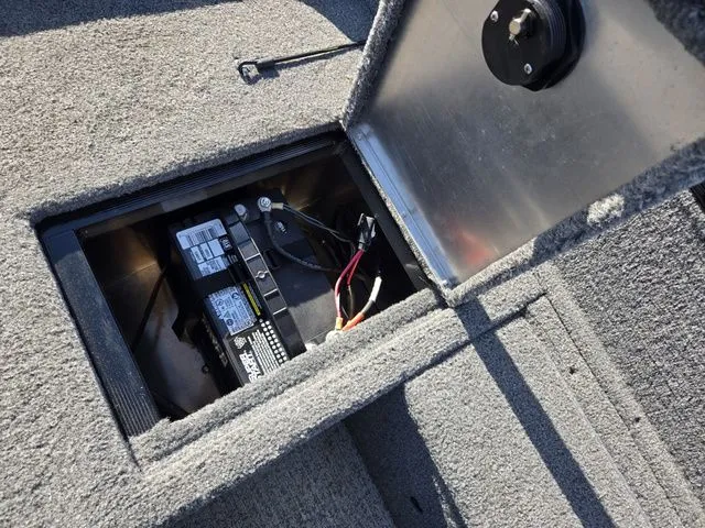 Slide: The Image of Tracker Pro Guide V-16 SC 2020 - 27