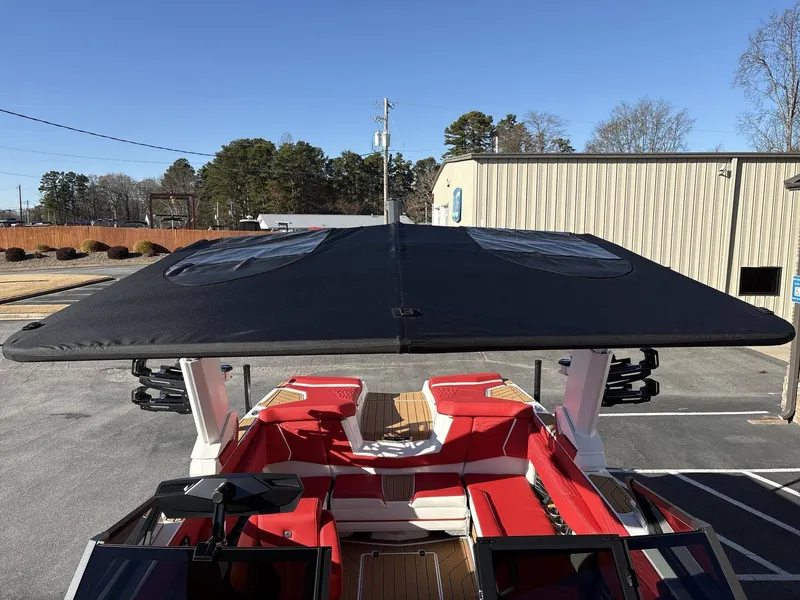 Slide: The Image of Nautique G23 2026 - 33