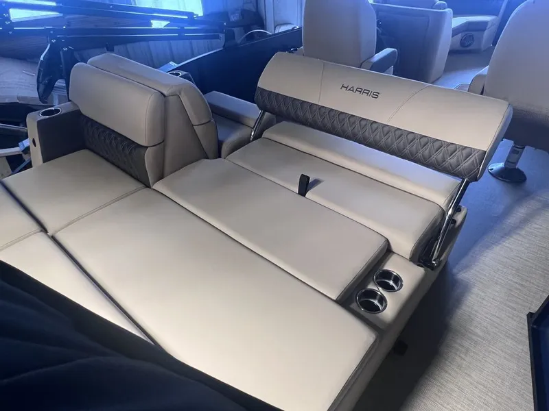 Slide: The Image of Harris SUNLINER 230 SLDH 2024 - 19