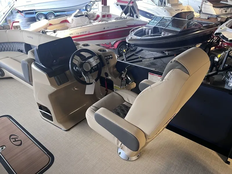 Slide: The Image of Harris SUNLINER 230 SLDH 2024 - 20