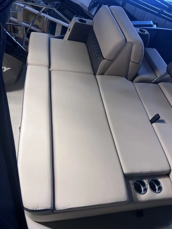 Slide: The Image of Harris SUNLINER 230 SLDH 2024 - 23